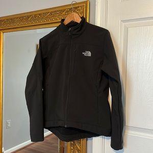 Women’s Black North Face Apex soft shell jacket